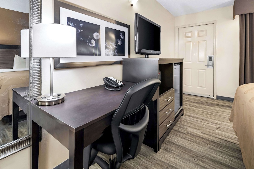 Quality Inn Decatur River City - photo 15