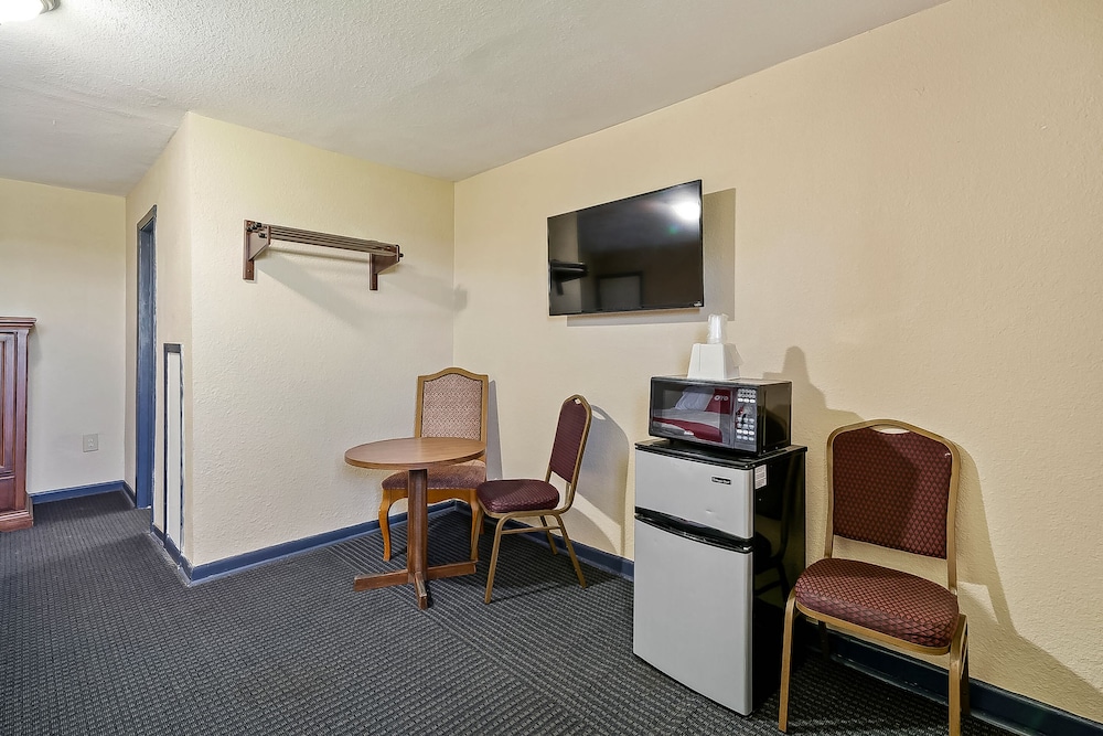 Oyo Hotel Luling Tx Downtown I 10 Us 90 - photo 28
