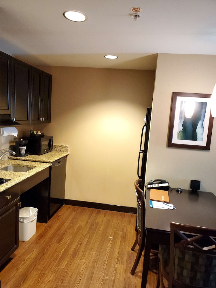 Homewood Suites by Hilton Phoenix Chandler Fashion Center - photo 14