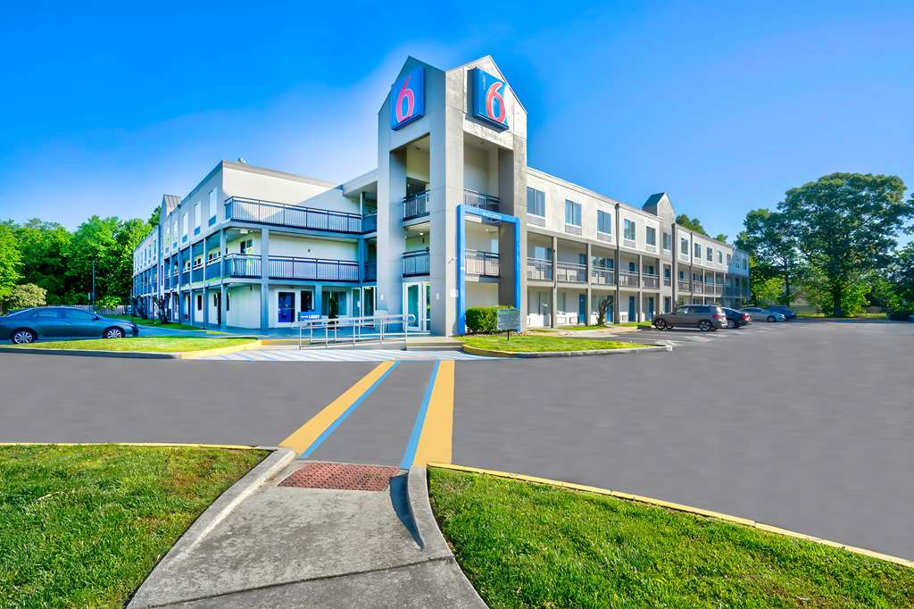 Motel 6 Virginia Beach VA - featured photo
