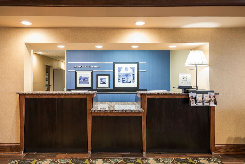 Hampton Inn Suites Florence Center — Florence
