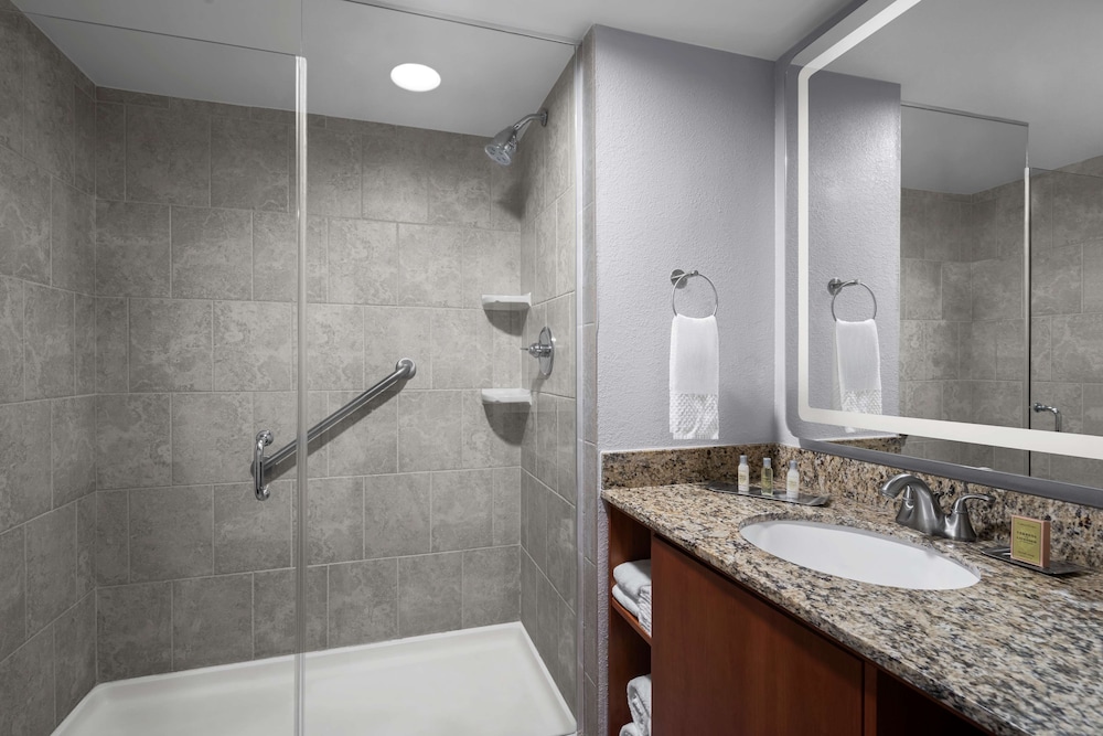 The Alloy King of Prussia a DoubleTree by Hilton - photo 31