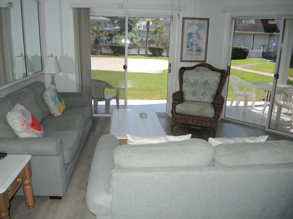 Beautiful Ground Floor Golf Resort Villa 1503 Steps from the Pool by RedAwning - photo 11