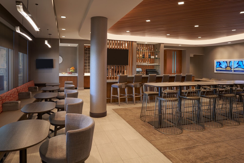 SpringHill Suites by Marriott Fort Myers Estero - photo 25