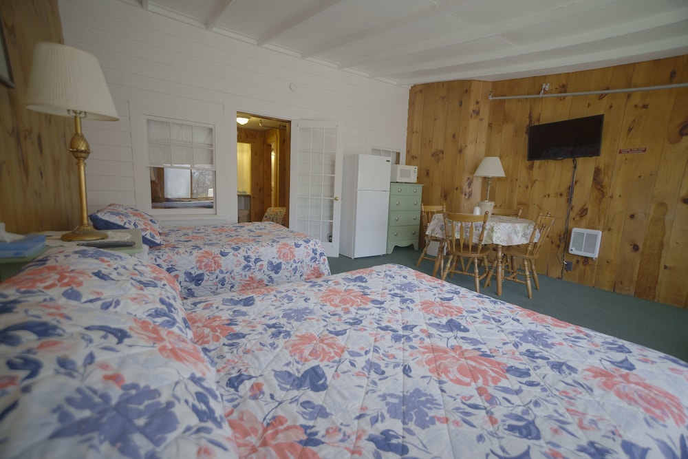 Betty Doon Hotel - photo 35