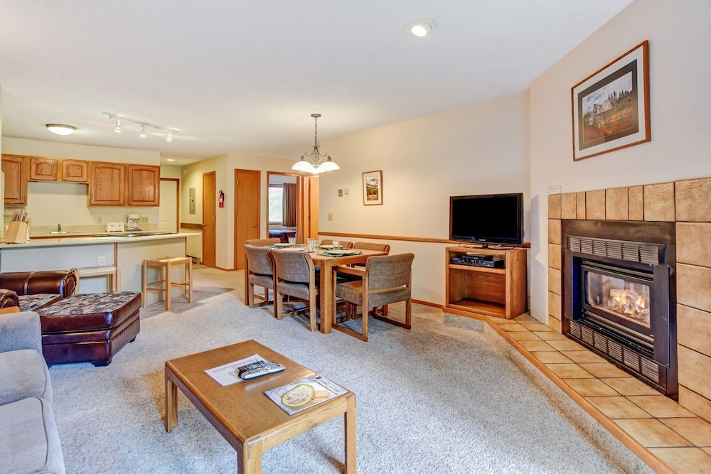 Indian Peaks Resort - photo 14