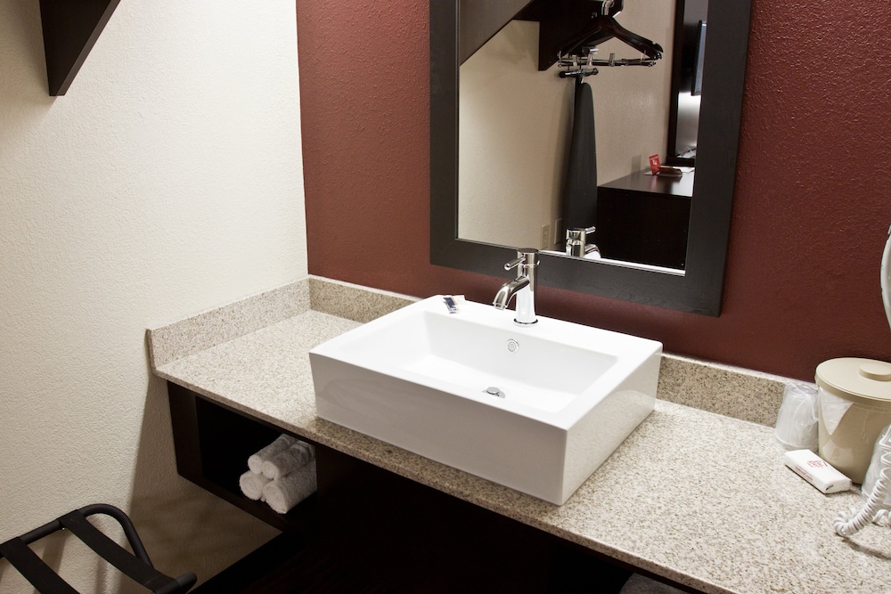 Red Roof Inn PLUS Columbus Dublin - photo 26