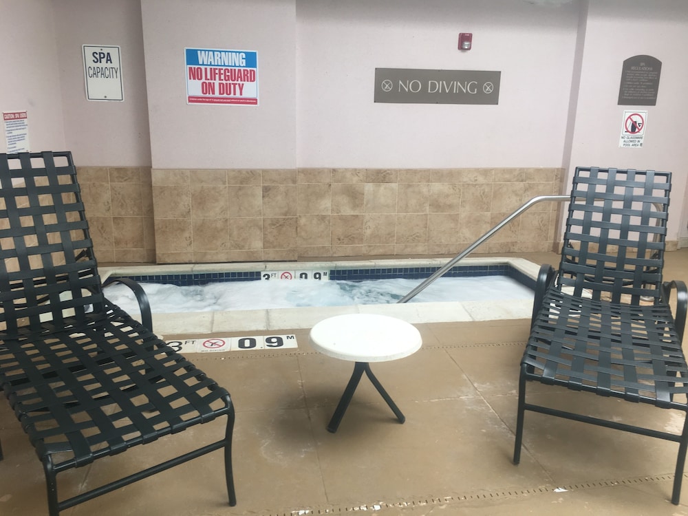 Hamden Hotel & Suites - photo 21
