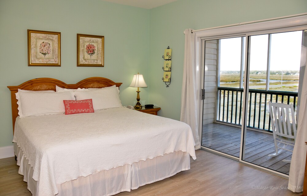 The Sunset Inn - photo 17