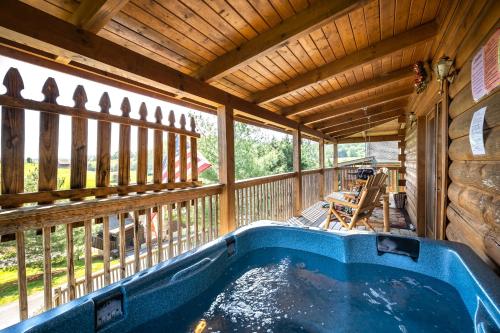Deer Run Free Attraction Tickets Hot Tub WIFI Resort Playground Near Dollywood - photo 16