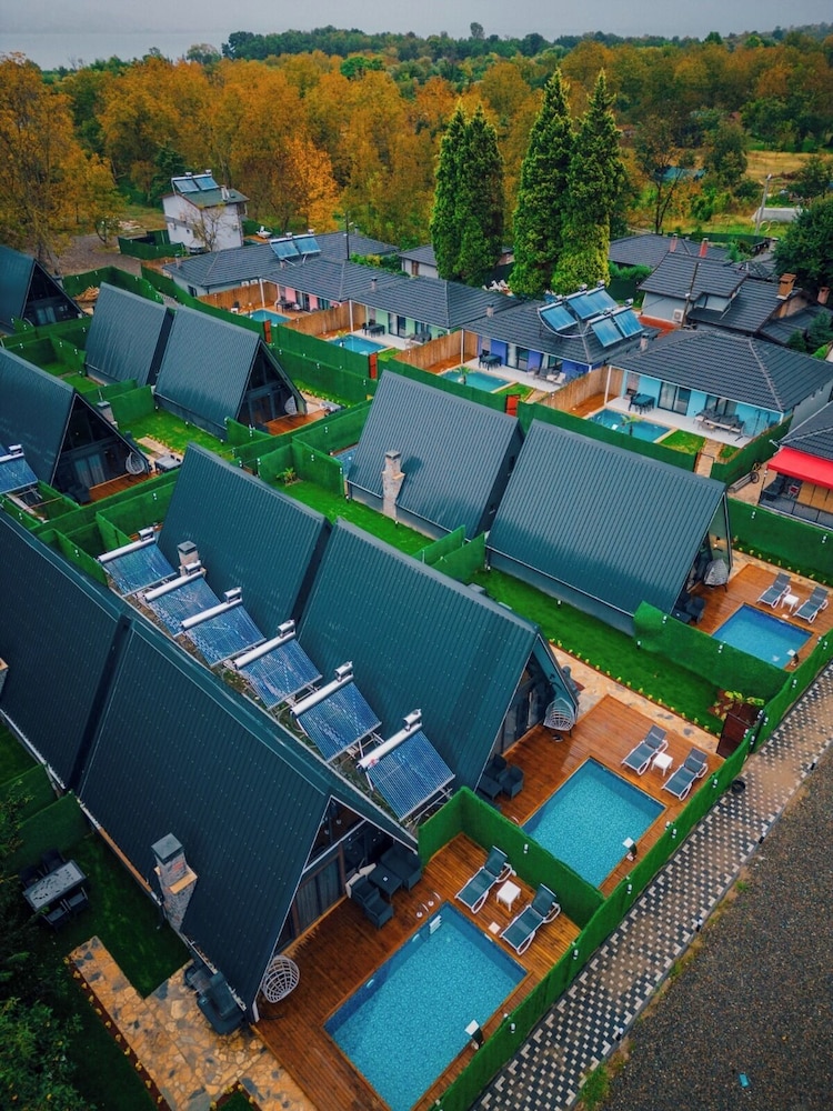 Naturel Stone Karma Premium in Sapanca, Turkey