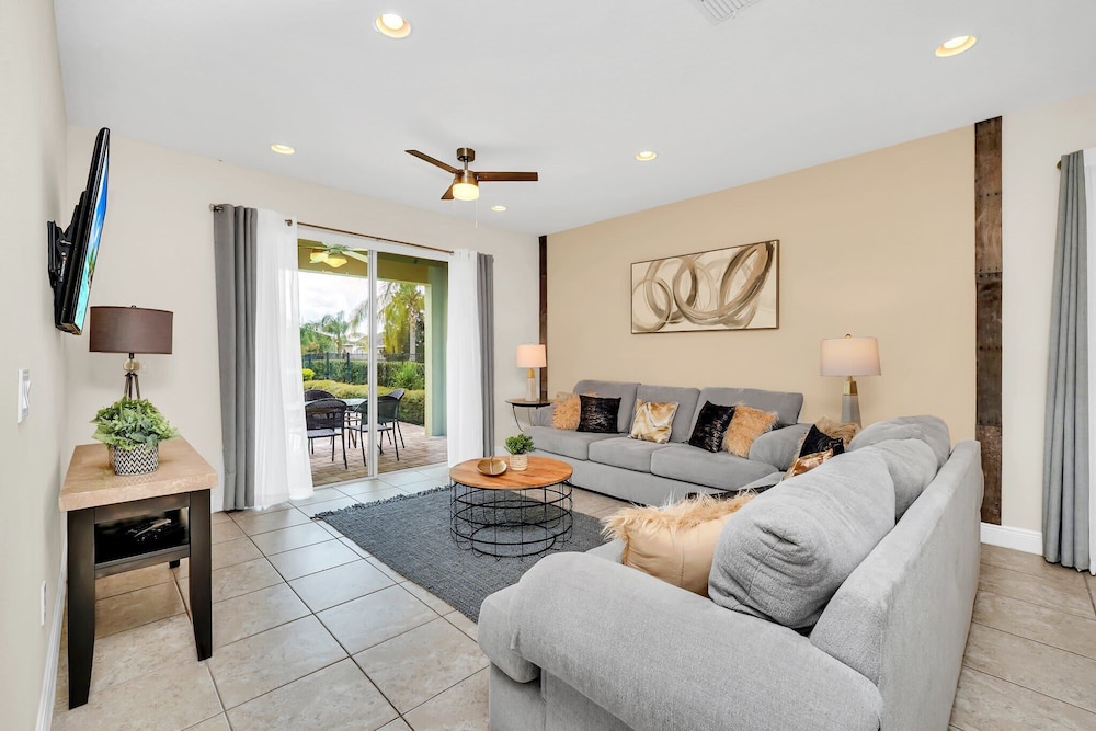Fun and Stylish Family Villa in Encore Resort - photo 28