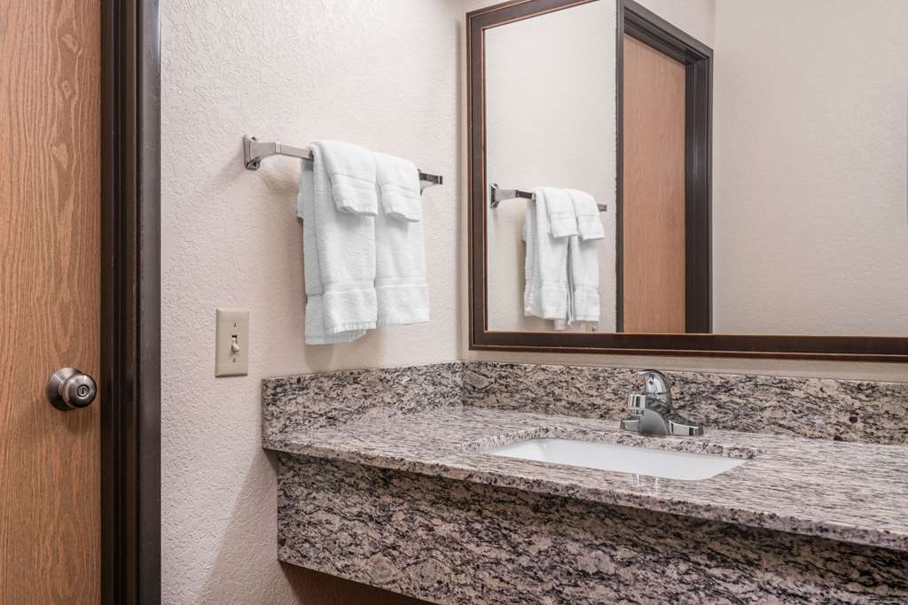 AmericInn by Wyndham Worthington - photo 22