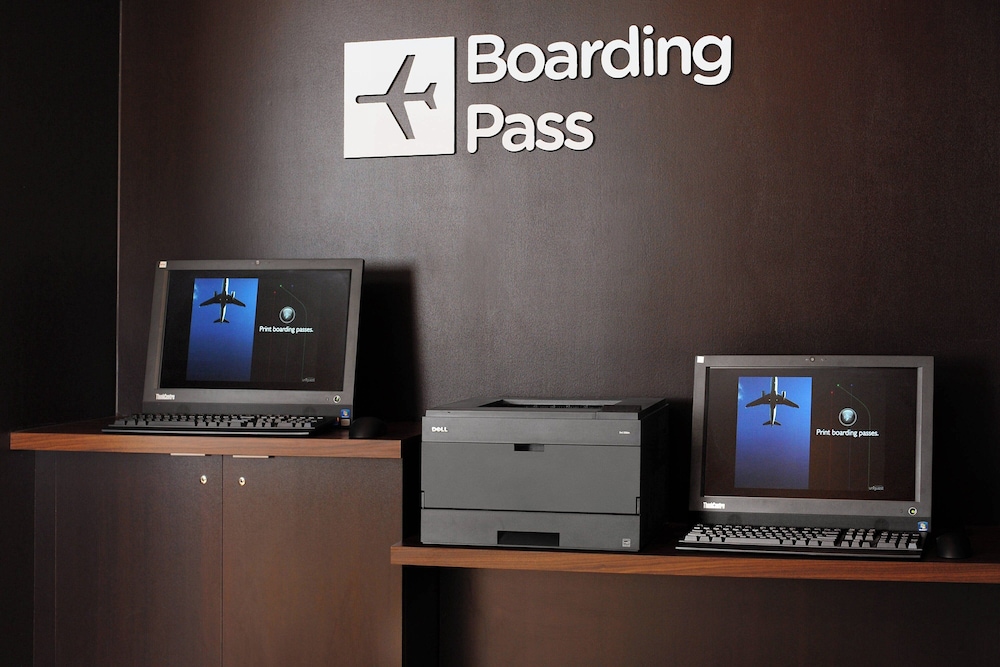 Courtyard by Marriott Houston Hobby Airport - photo 16
