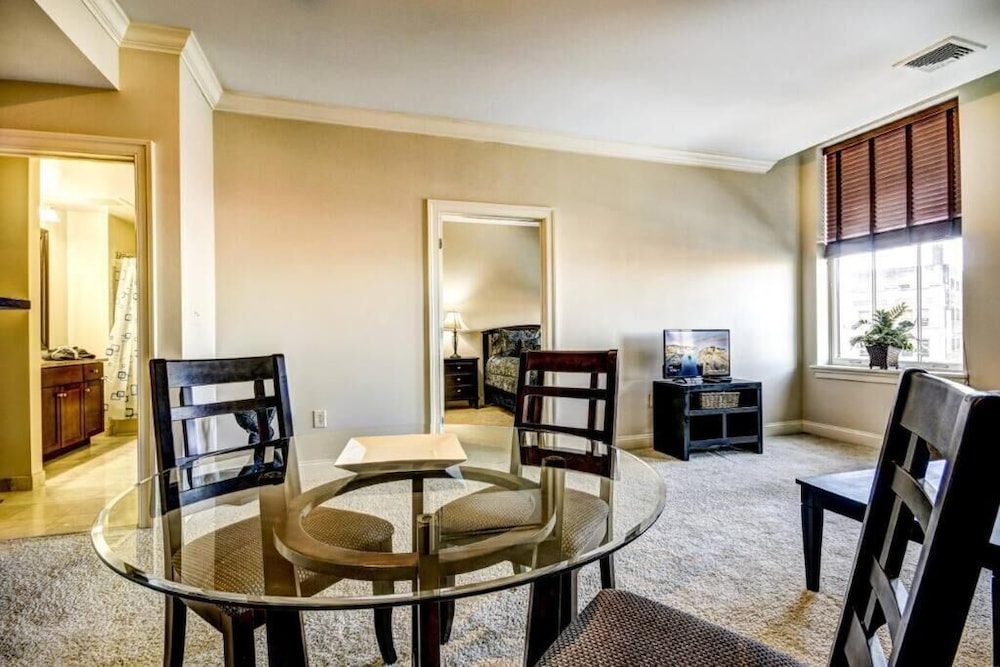 Baltimore executive Furnished rentals — 4-Star Luxury Hotel in Baltimore, United States