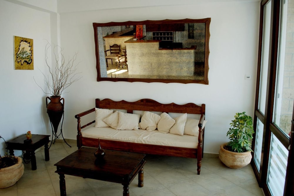 Vina Beach Hotel — Skyros — photo 3