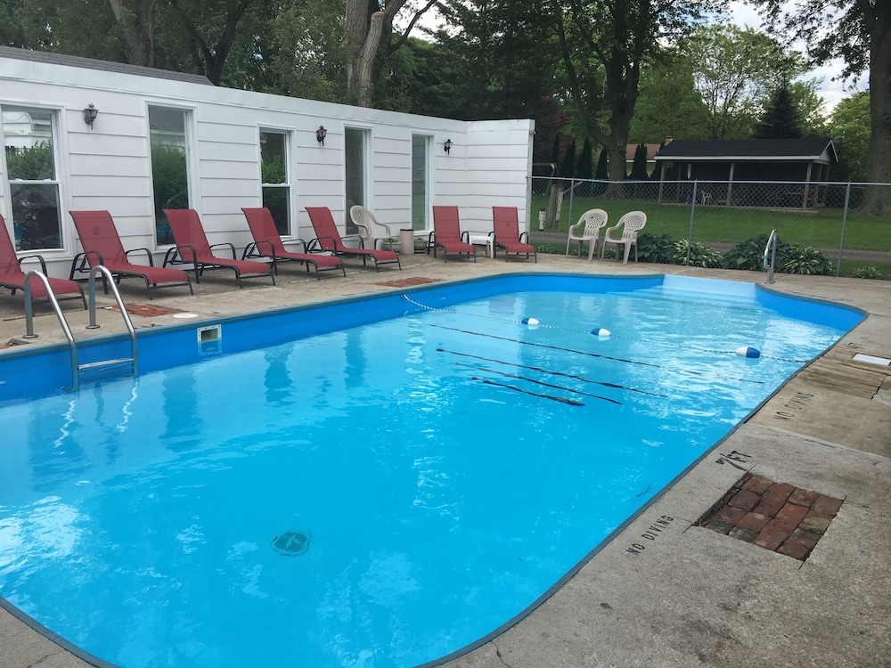 Plantation Motel - photo 97