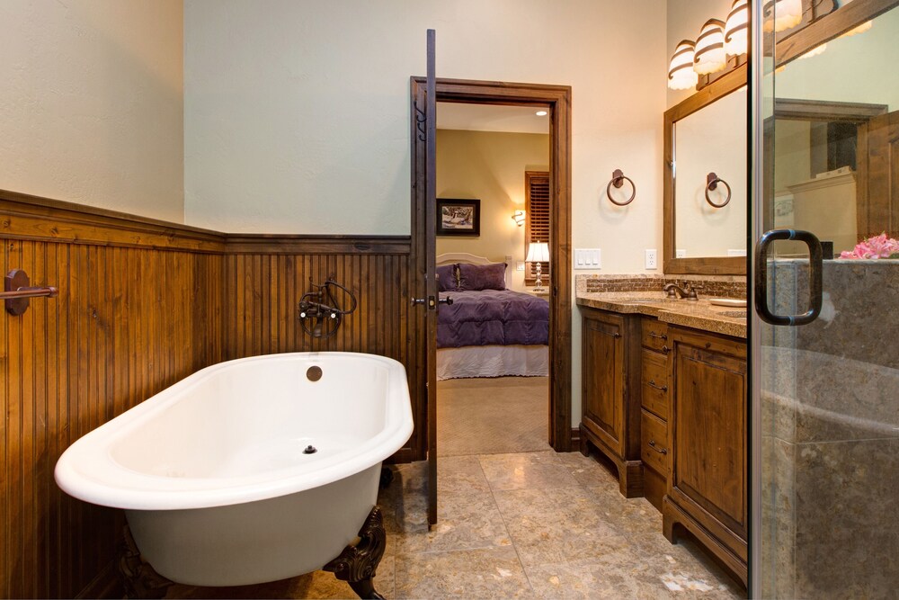Abode at Big Moose Yacht Club - photo 4
