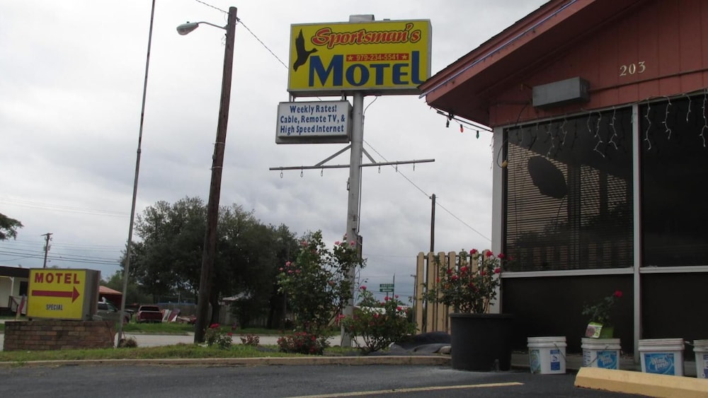 Sportsman Motel - featured photo