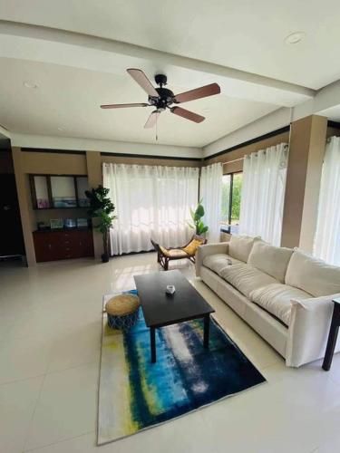 Seaheart Guesthouse — 4-Star Luxury Hotel in Dauis, Philippines