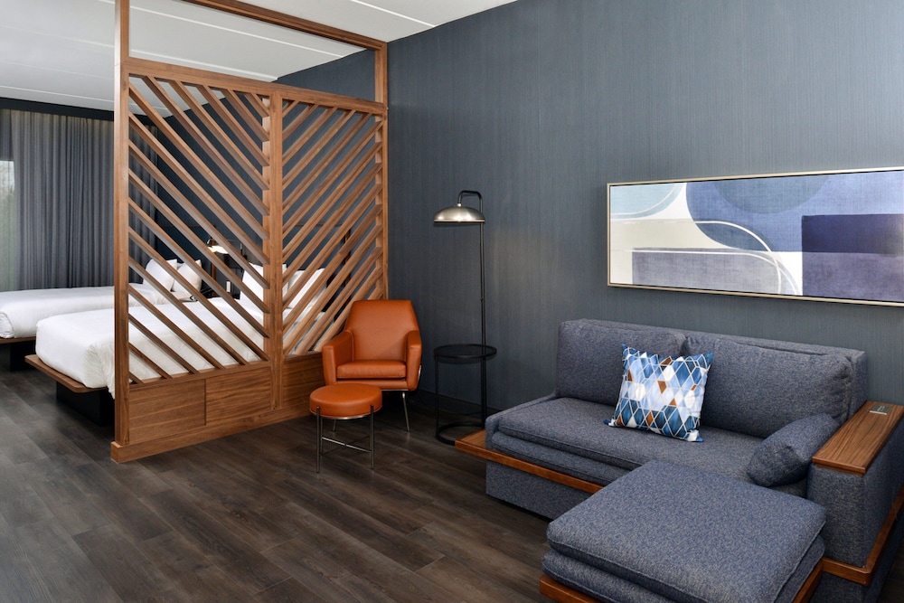 Courtyard by Marriott Raleigh Cary Crossroads - photo 11