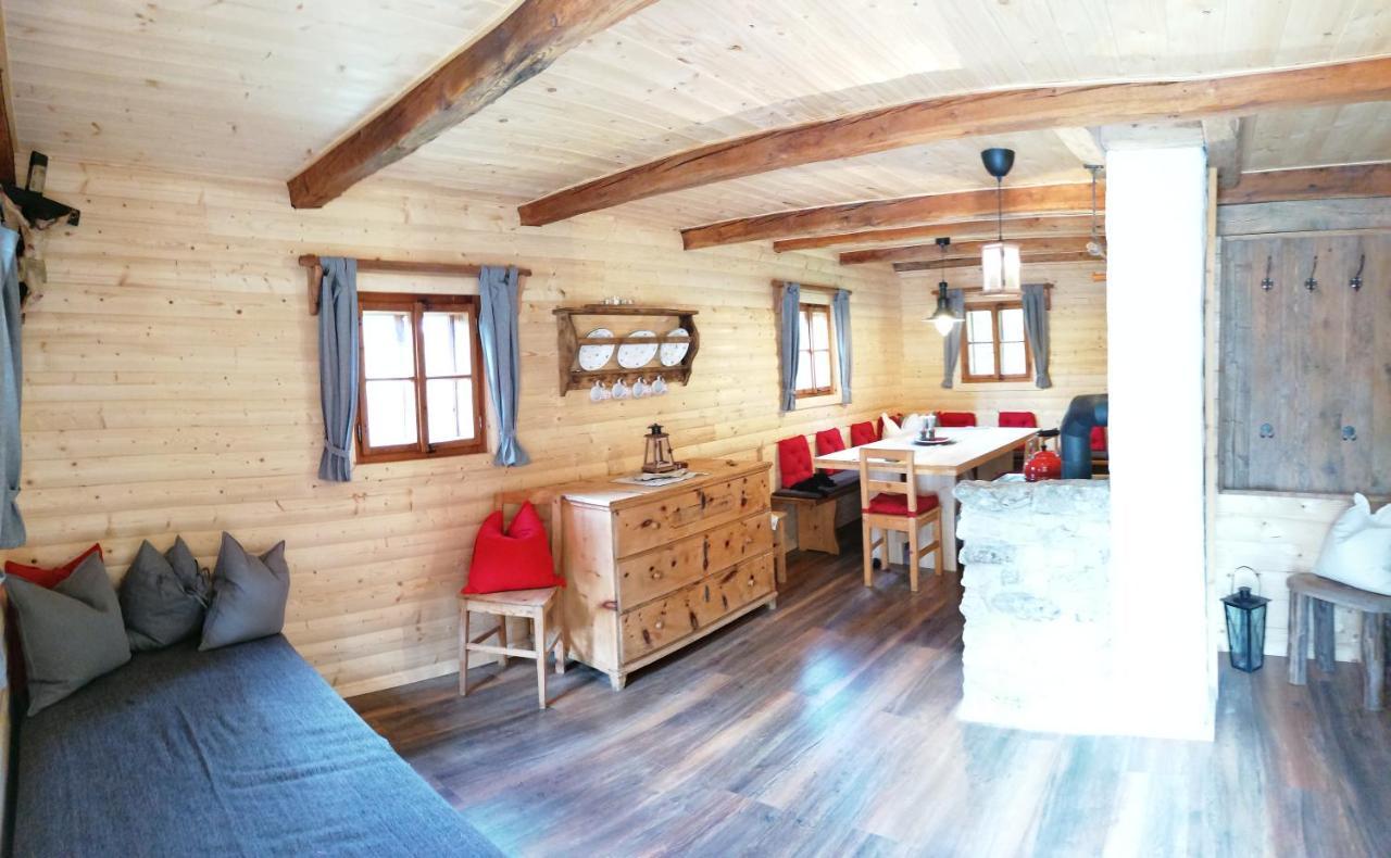 Ampferkaralm Hütte — hotel in Forstau