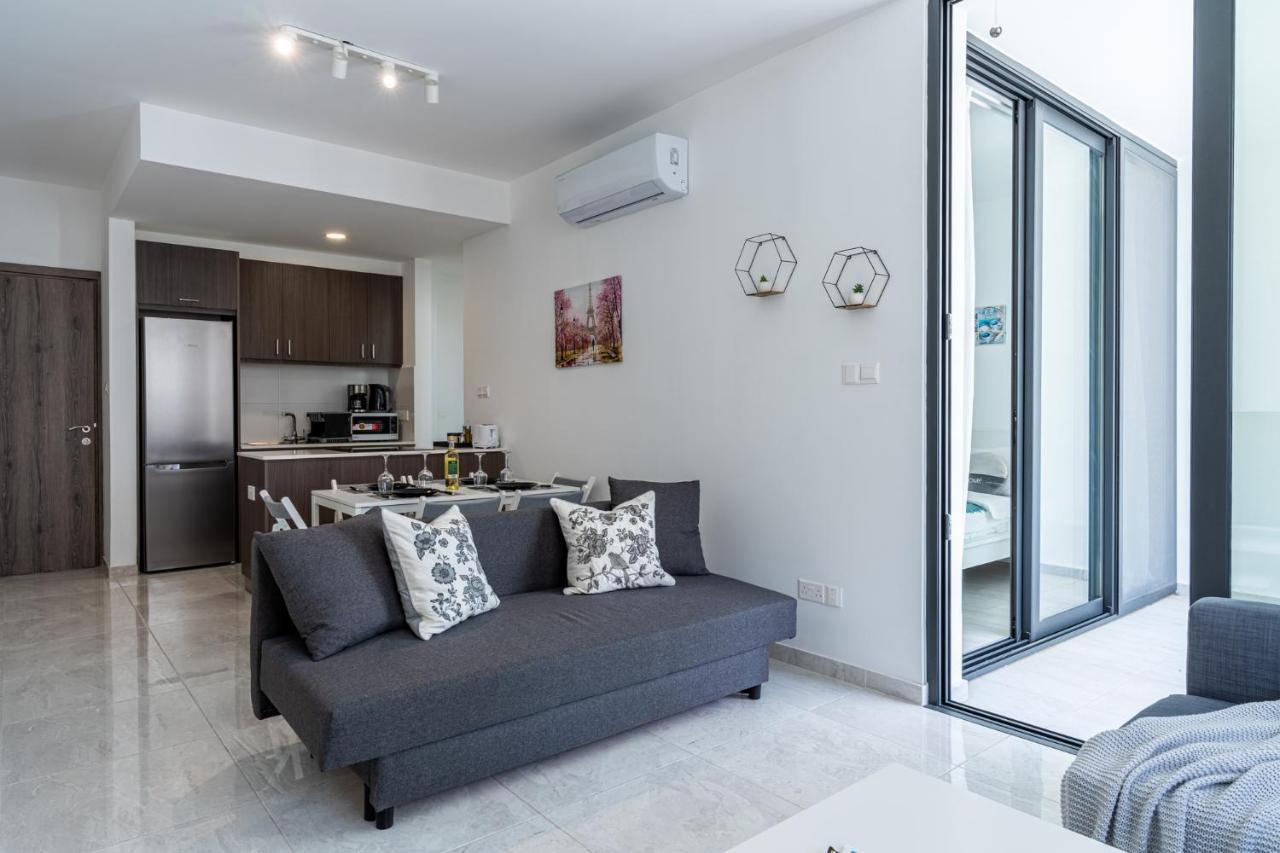 Lana 1 Bedroom Apt in Larnaca