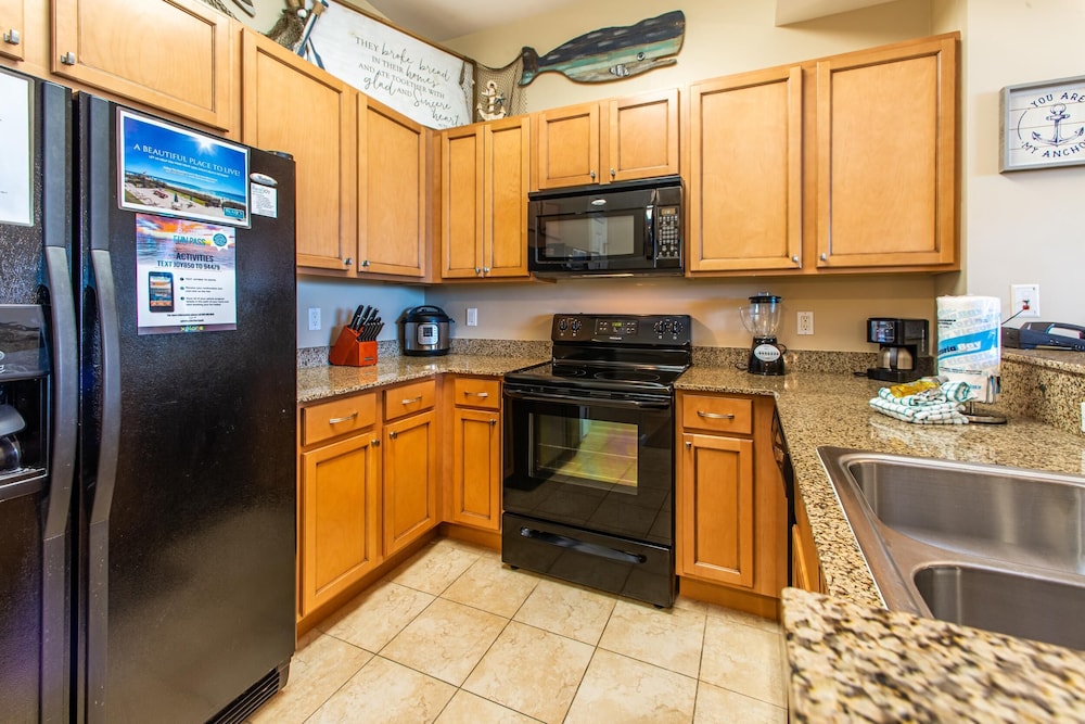 Palms Resort #1106 Jr 2BR - photo 10