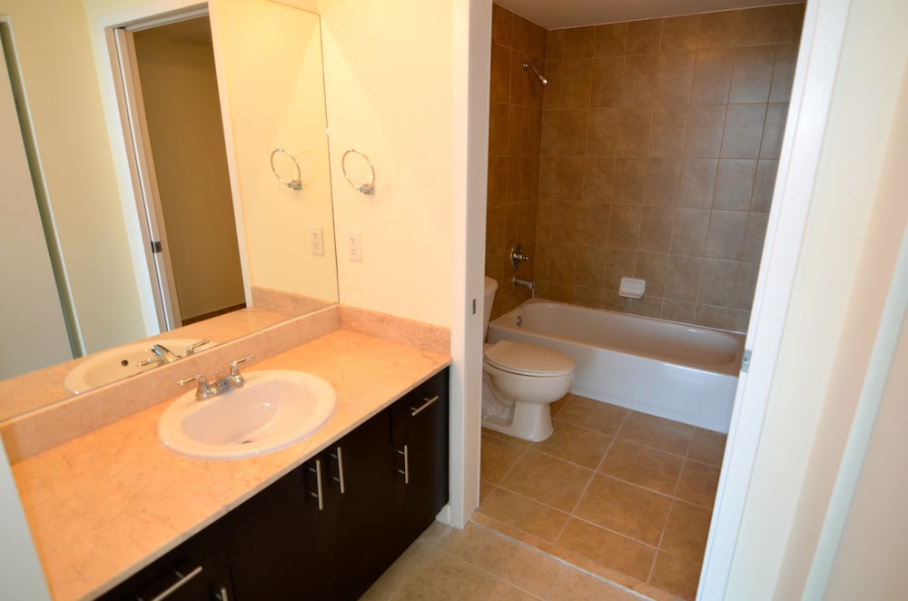 Riviera Luxury Living at River Oaks Marina and Tower - photo 33