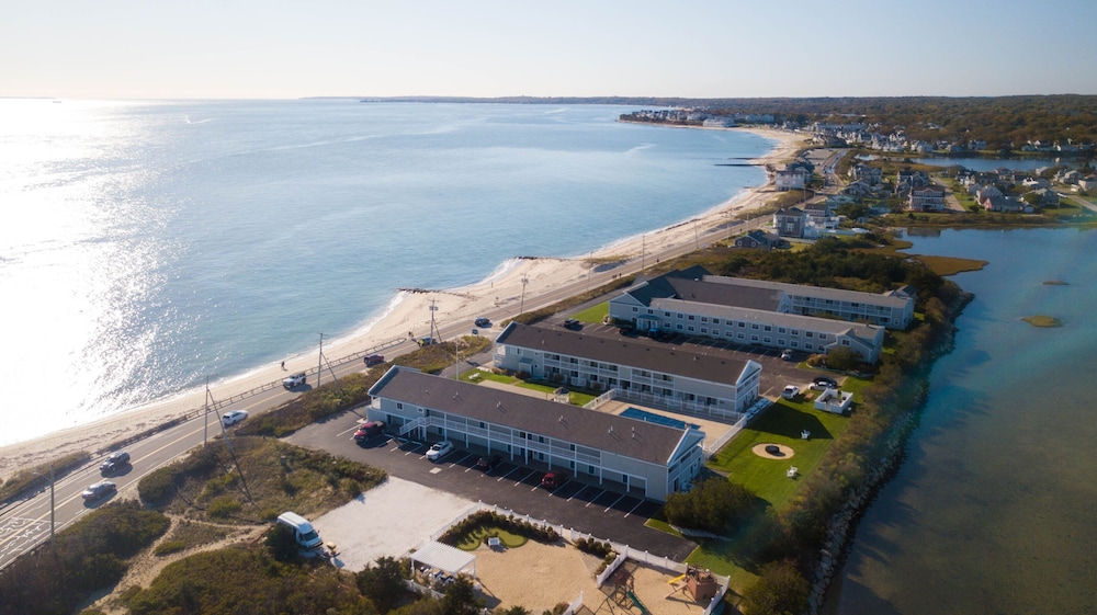 InnSeason Resorts Surfside — hotel in East Falmouth