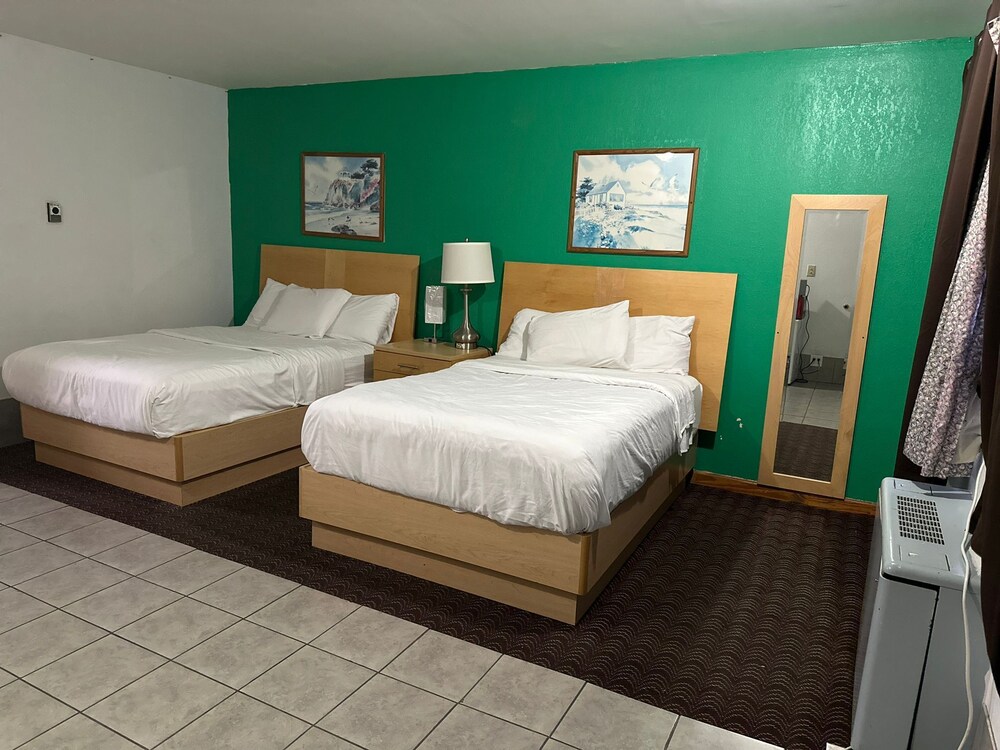 Tides Motor Inn at Stehli Beach - photo 10