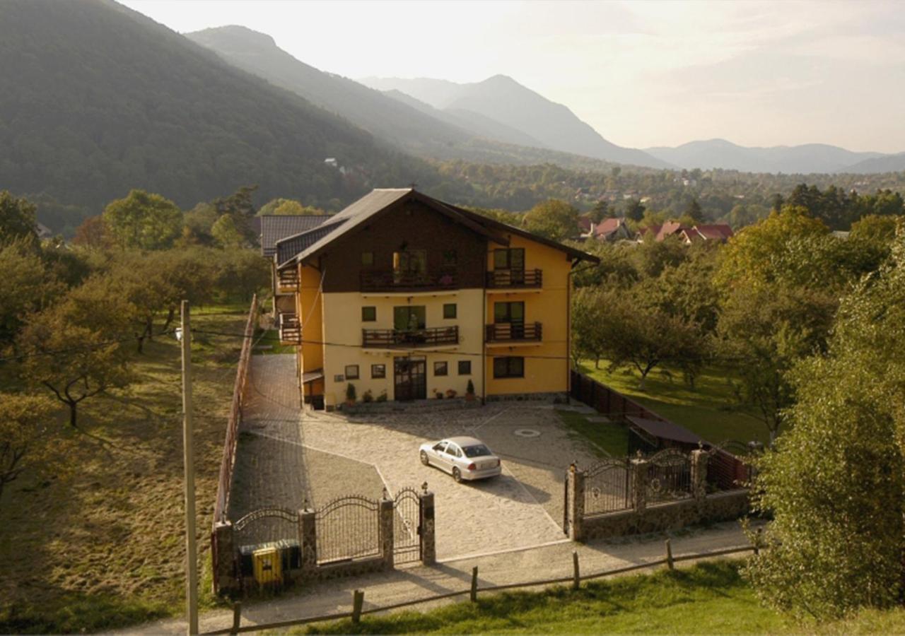 Casa Dracula by ProLex — 4-Star Luxury Hotel in Bran, Romania