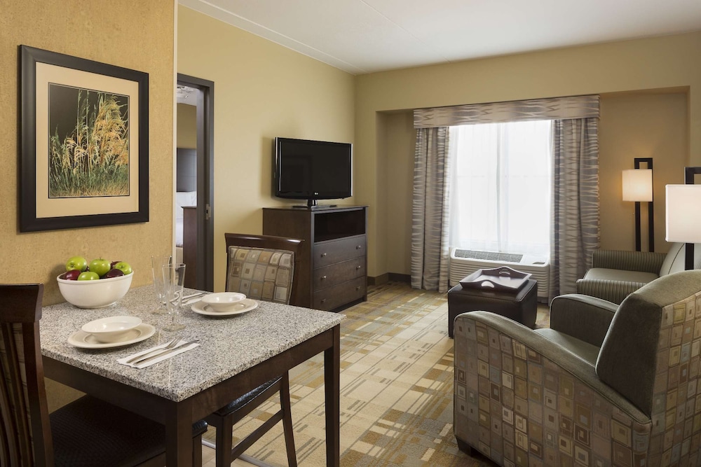 Homewood Suites by Hilton Coralville Iowa River Landing - photo 12