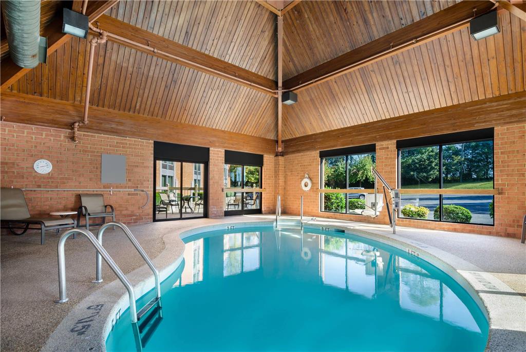 Comfort Inn Lexington Virginia Horse Center - photo 23