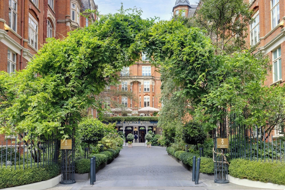 St. Ermin's Hotel Autograph Collection