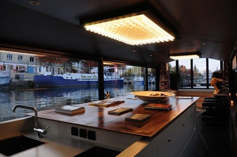 Surprenantes Le D’O in Nantes, France