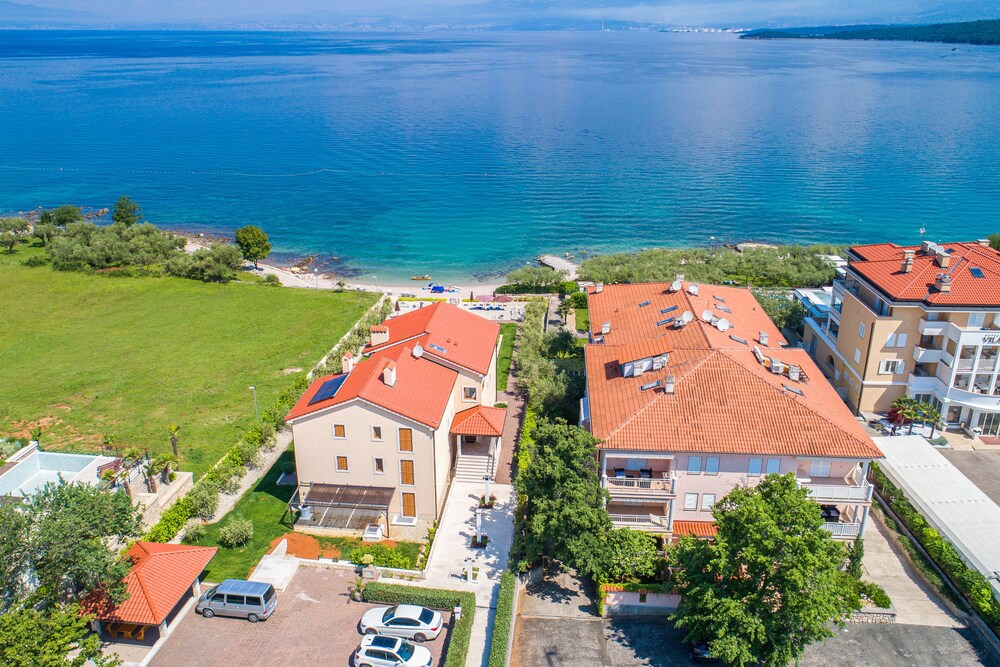 Villa Malin — 4-Star Luxury Hotel in Krk, Croatia