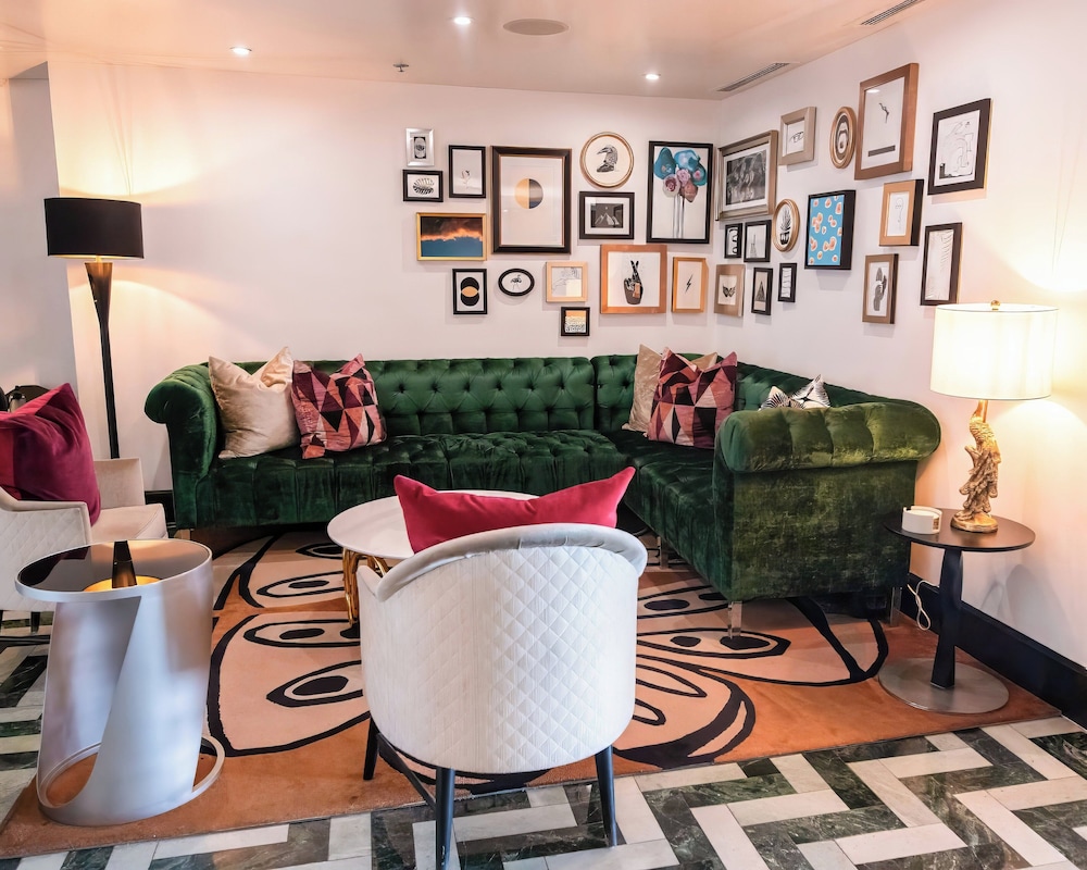 Chamberlain West Hollywood - photo 4