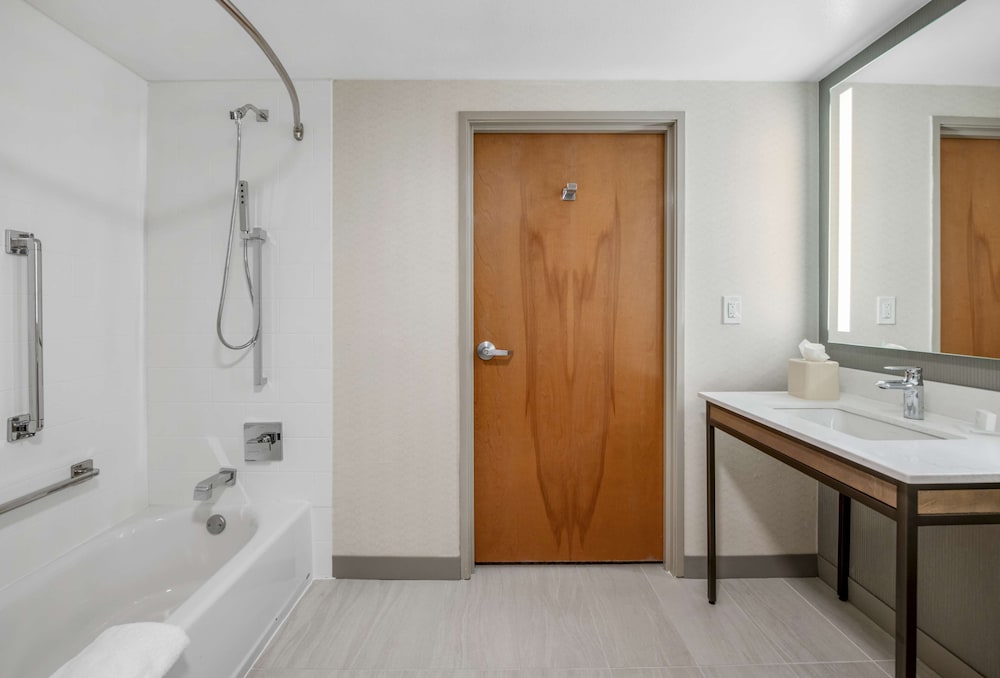 Hilton Garden Inn Dallas Allen - photo 15