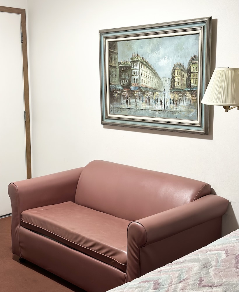 The Davenport Motel - photo 21