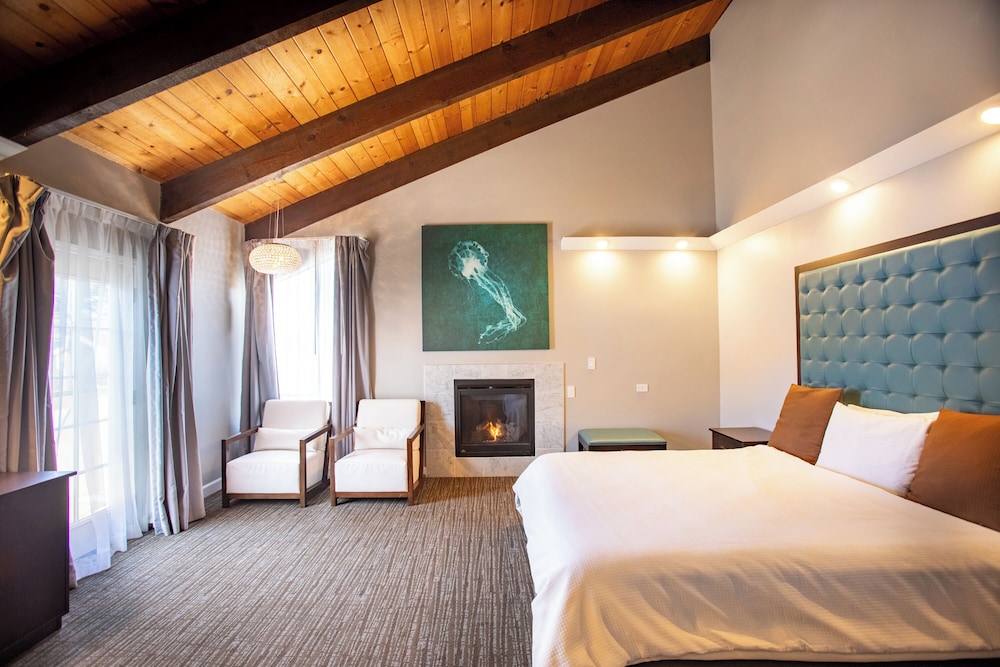 Munras Inn - photo 20