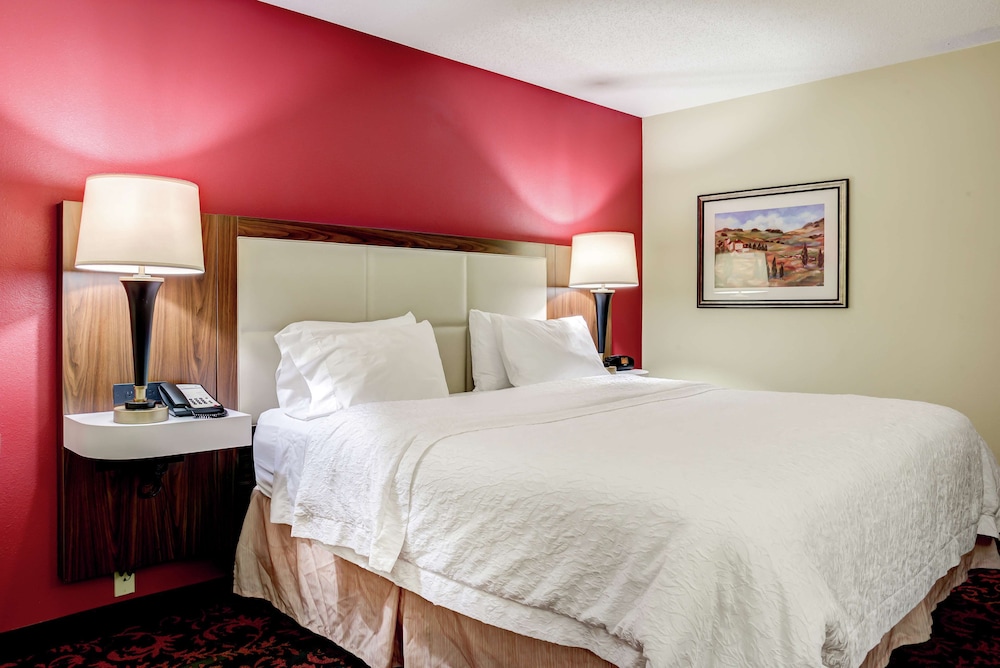 Hampton Inn St. Joseph - photo 6