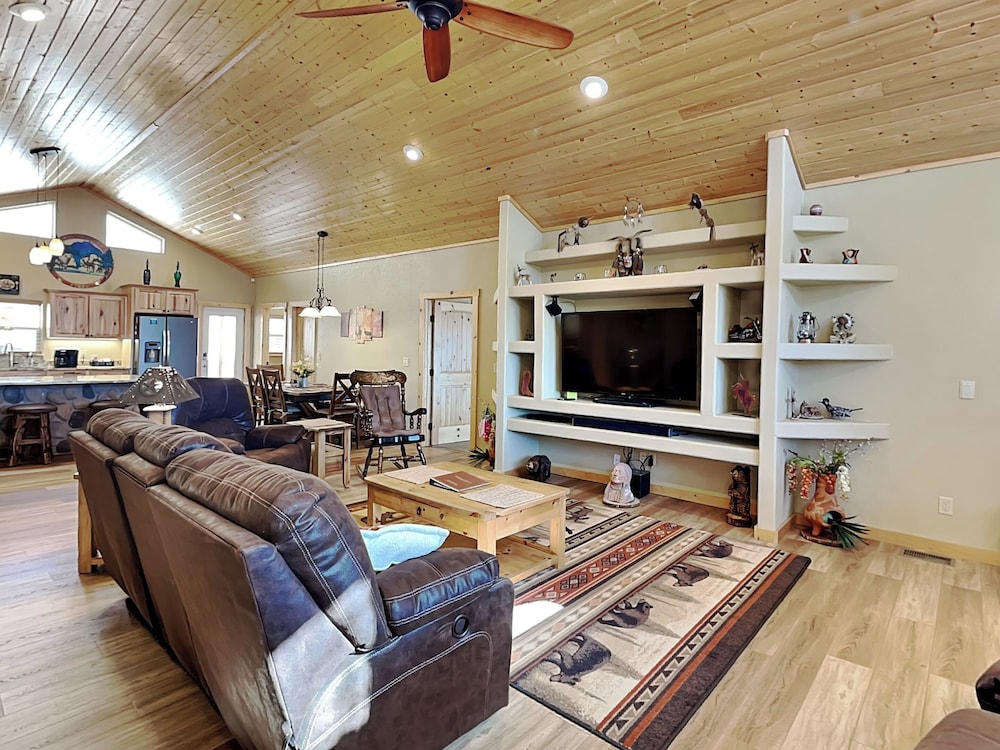 Heavenly Pines — 4-Star Luxury Hotel in Ruidoso, United States