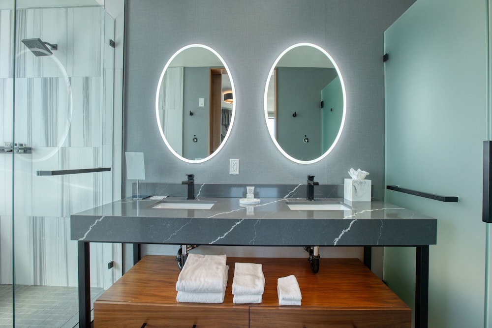 The Glenmark Glendale a Tribute Portfolio Hotel - photo 42