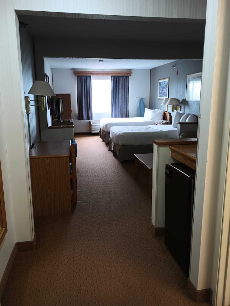 Miriam Hotel - photo 9