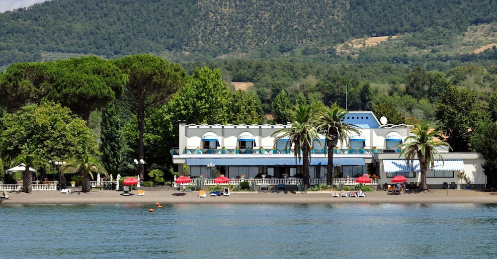 Hotel Lido — hotel in Bolsena