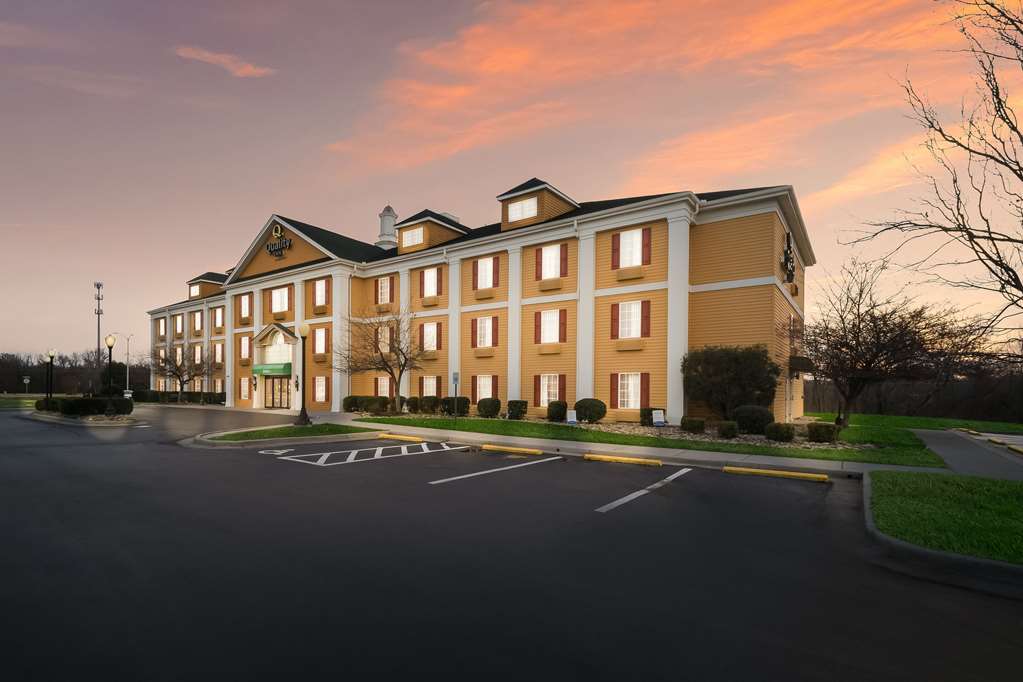 Quality Inn Alcoa Knoxville - photo 2