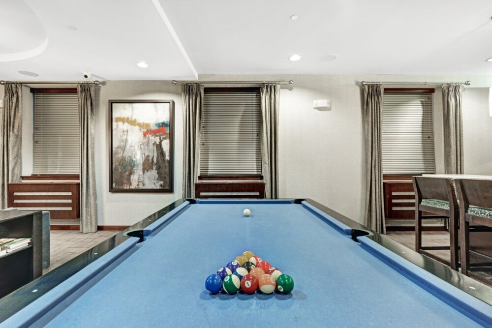 Global Luxury Suites At Chancery - photo 27