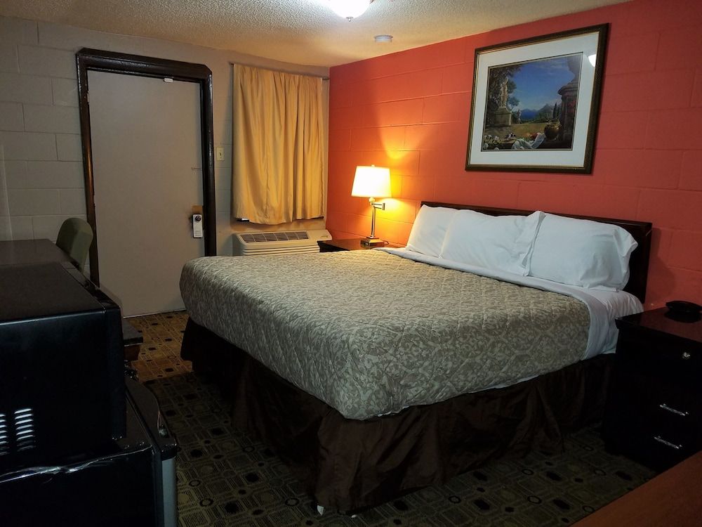 Delux Motel - last minute hotel in Alorton