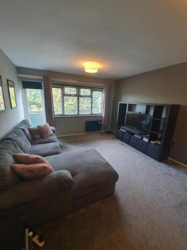 Central 2 bed apartment — 4-Star Luxury Hotel in Wolverhampton, United Kingdom